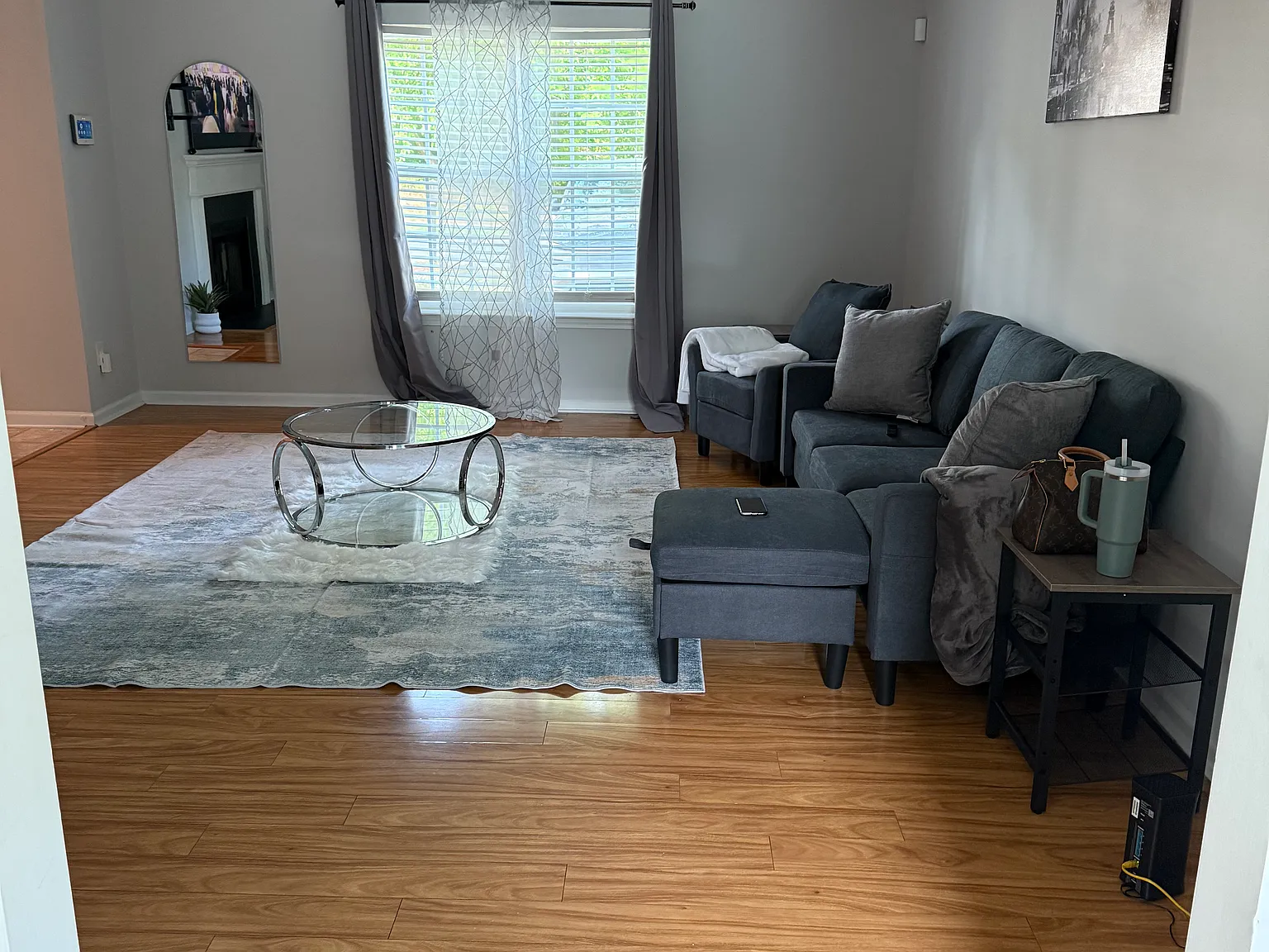 3 bed, 2.5 bath, 1404 sqft, $2,200 — Photo 3