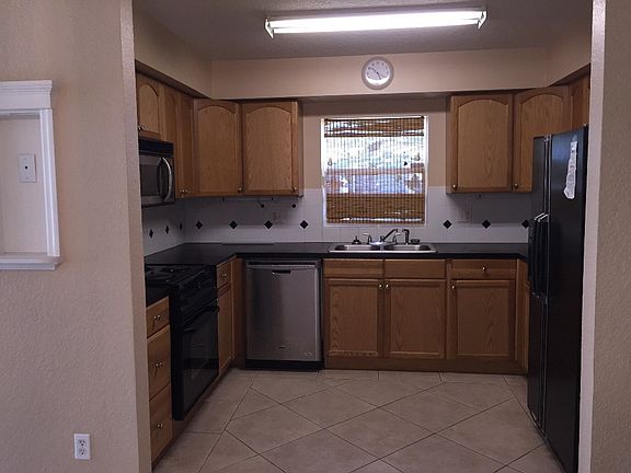 5th image of 1776 42nd Ave