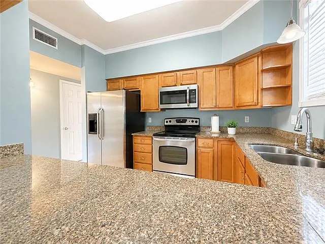6743 Colbert St — Photo 7