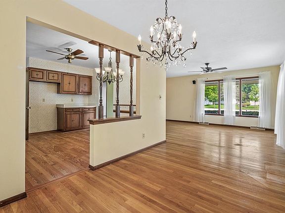 5th image of 1651 1st AVENUE
