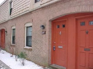 697 Pennsbury Blvd, Pittsburgh, PA 15205