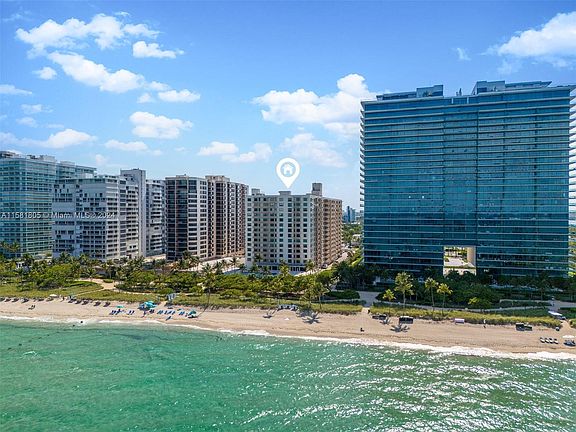 2nd image of 10185 Collins Ave #Penthouse 14