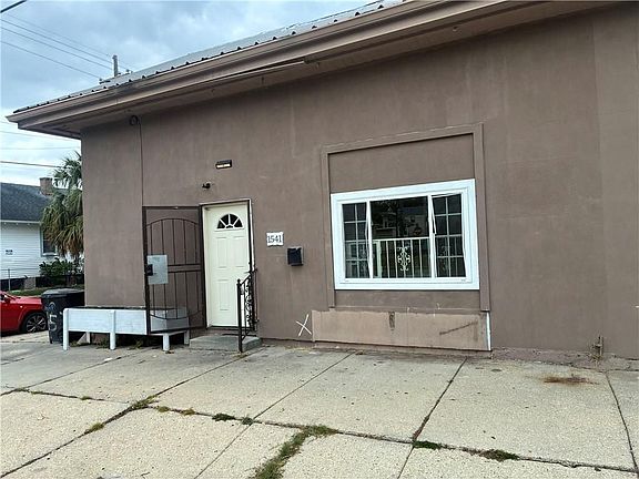 2nd image of 1541 N Broad St