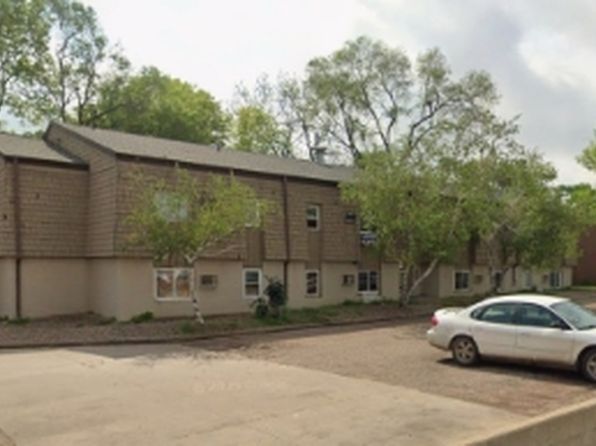 608 N Cliff Ave #200