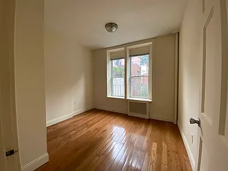 Rented by Urban Real Estate Property Group Inc