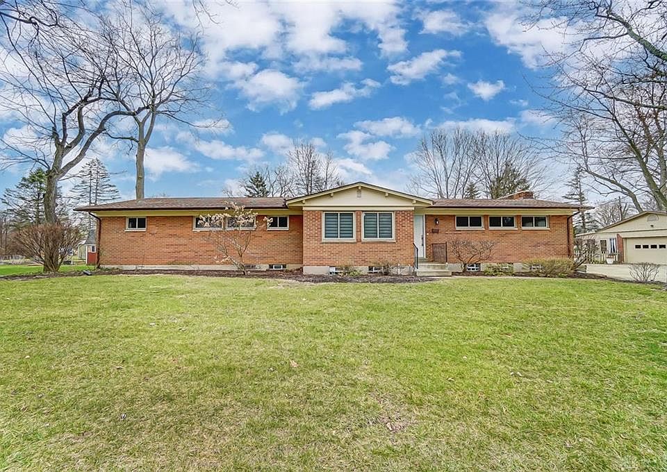 1st image of 420 Laurelann Dr