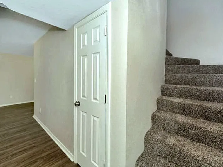 Lake Hefner Townhomes — Photo 20