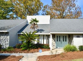 47 Country Club Dr E, Destin, FL 32541