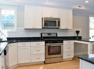 72 Crescent St, Quincy, MA 02169