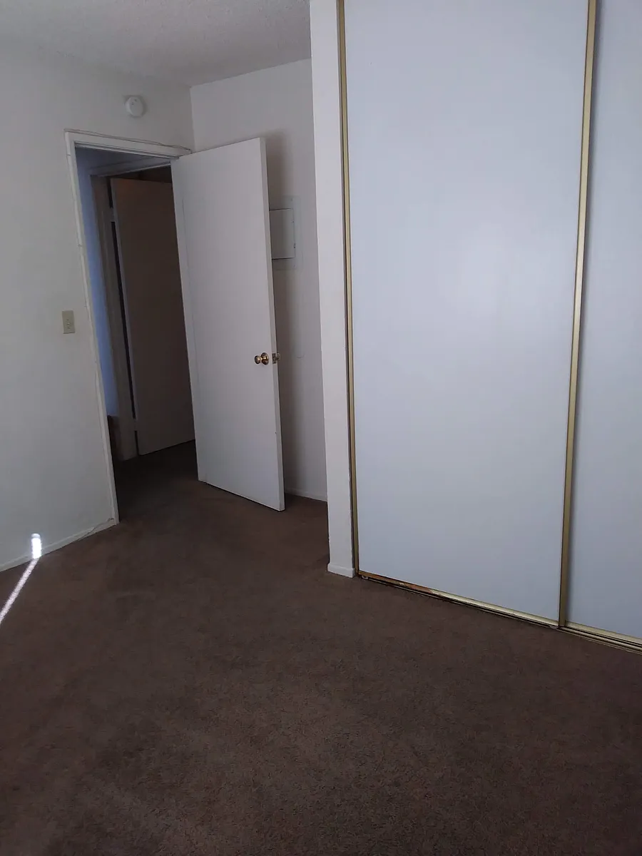 Building Photo - 6444 Palo Verde Ave #A
