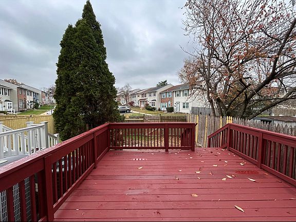 2nd image of 5400 King Arthur Cir