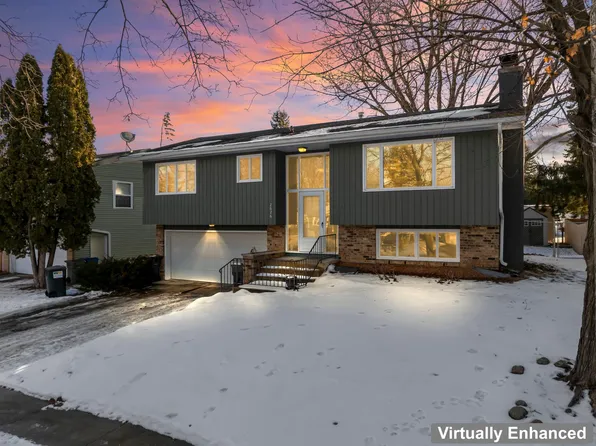 2626 3rd Pl NE, Rochester, MN 55906