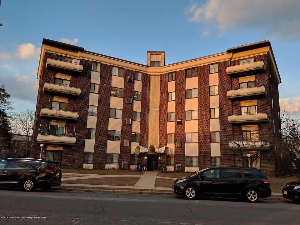 1st image of 426 N Lake Dr APT 5C6