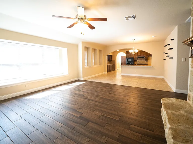 127 Charleston Ln — Photo 8