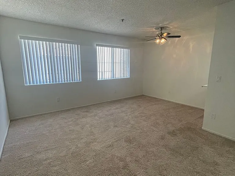 380 N Catalina Ave #1 — Photo 24