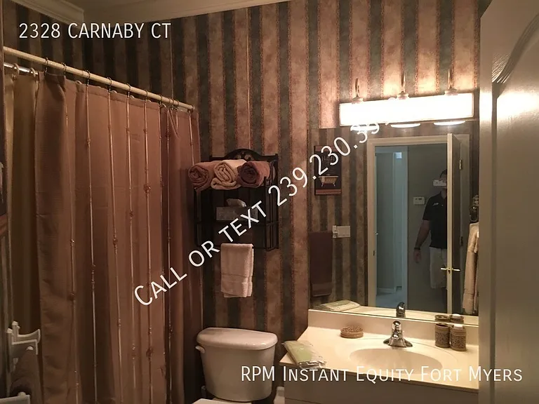 2328 Carnaby Ct — Photo 22