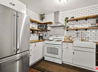 1414 W 54th St, Los Angeles, CA 90062