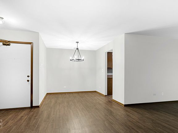 3rd image of 9253 Montgomery Dr #150