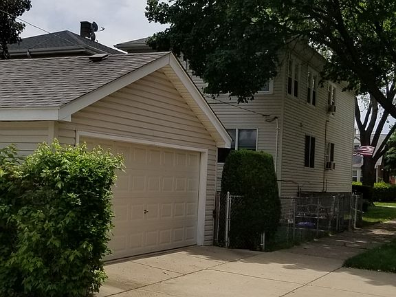 5th image of 5858 W Catalpa Ave
