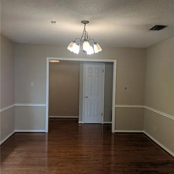 7325 Smithfield Rd — Photo 12