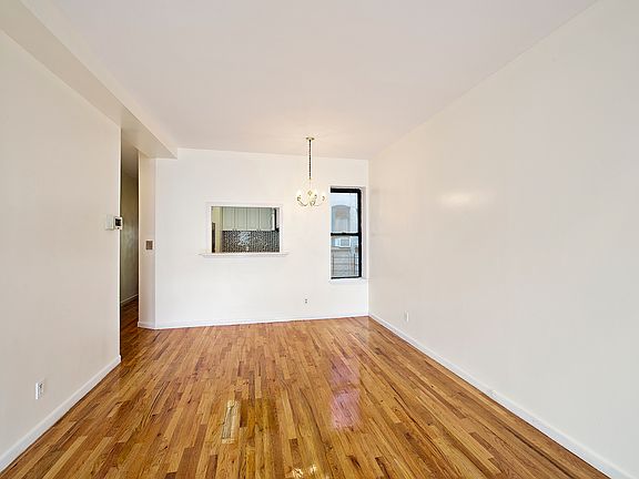 3rd image of 1500 Bedford Ave APT 3E