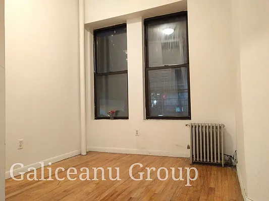 Rented by Lexington Real Estate Group | media 11