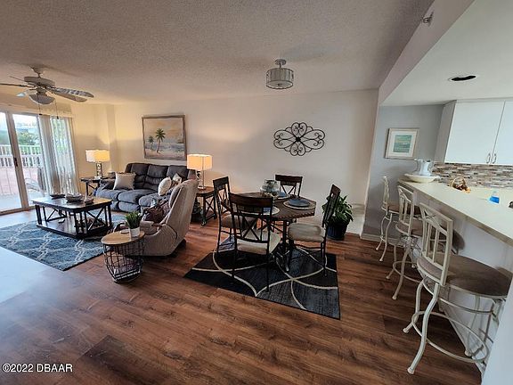 3rd image of 3 Oceans West Blvd APT 1C2