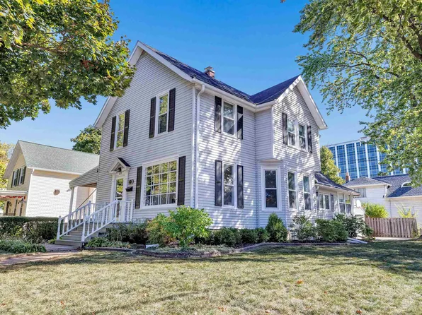 839 S Jackson St, Green Bay, WI 54301