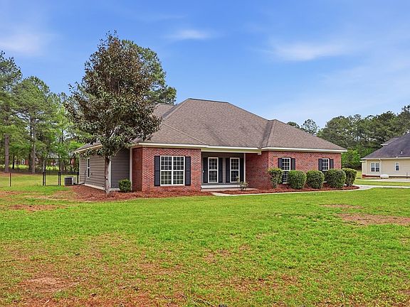2nd image of 112 Ivy Ln