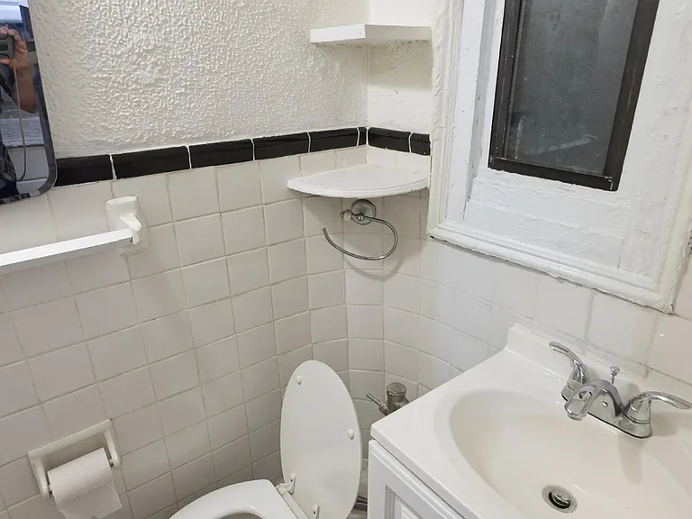 82 E 3rd St #2D — Photo 8