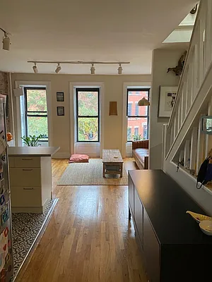 Rented by Douglas Elliman | media 17