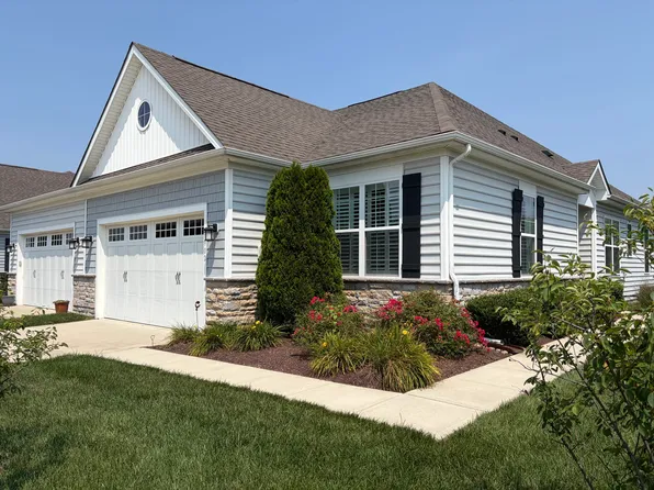 902 Moorings Cir #10, Stevensville, MD 21666