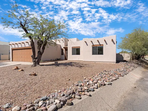 9131 N Veridian Dr, Tucson, AZ 85743
