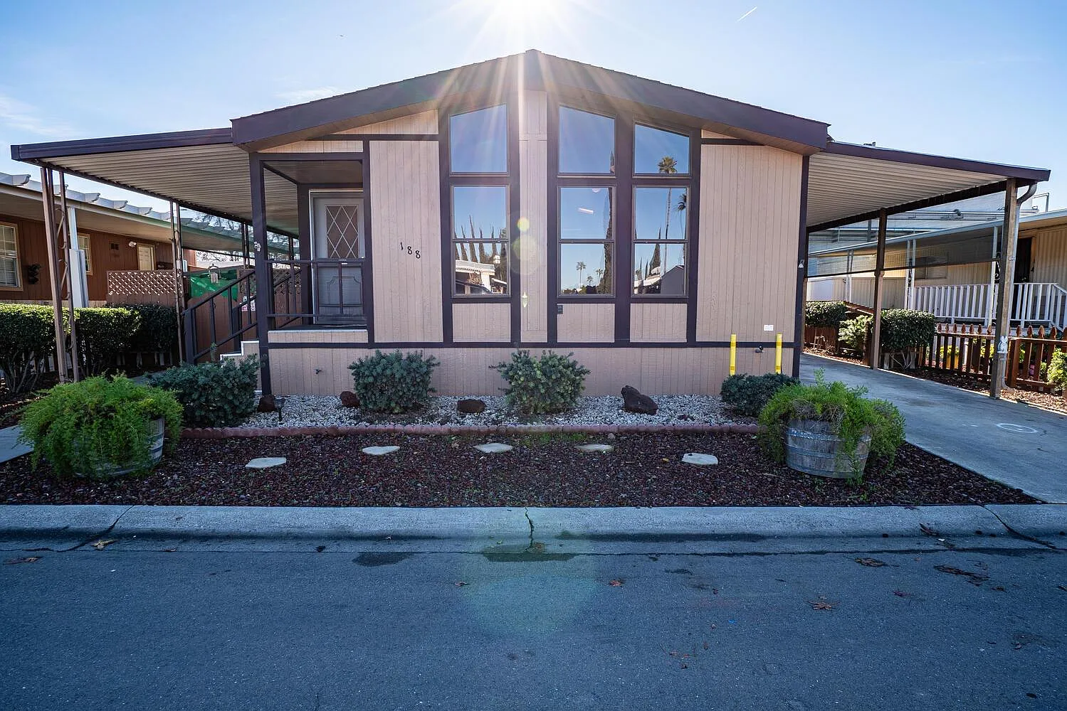 2929 N Macarthur Dr Space 188 photo 1