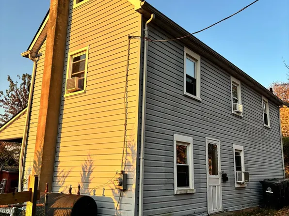 45 Christman St, Phoenixville, PA 19460