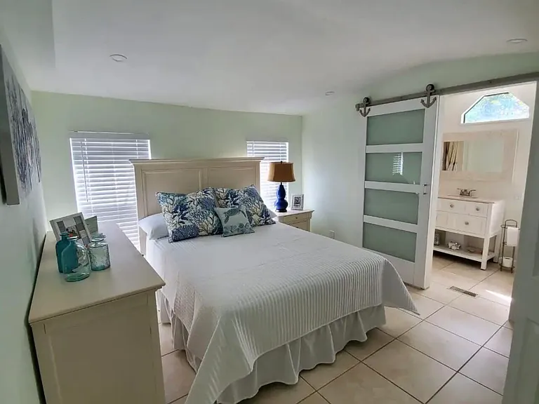 200 Buttonwood Ave — Photo 22