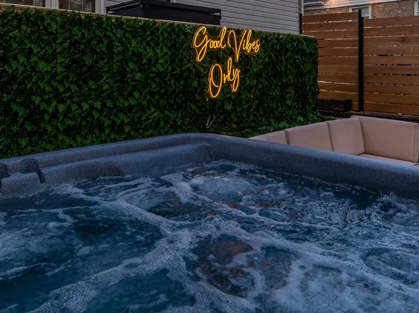 2016 Briarcliff Dr, High Point, NC 27265