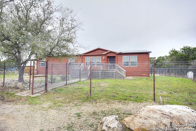 1st image of 1116 Greenbriar Dr
