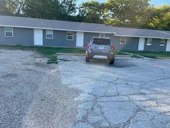 3rd image of 1015 N 14th St #4