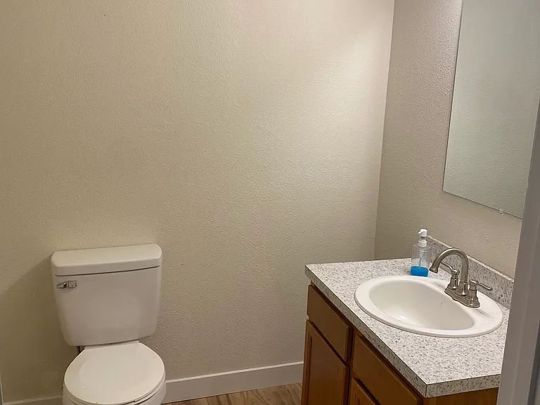 341 E Heather Way #5 — Photo 4