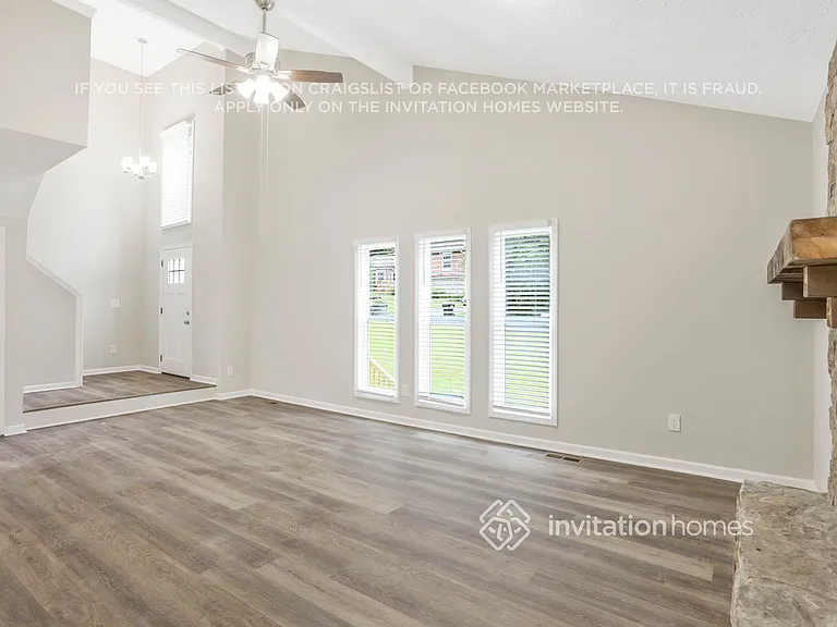 2335 Ambassador Dr — Photo 3