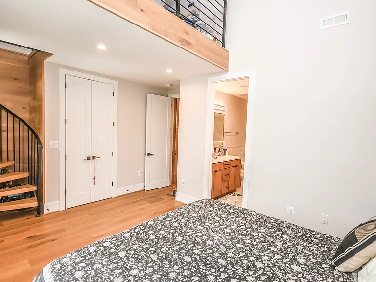 1368 Randolph St NW — Photo 15