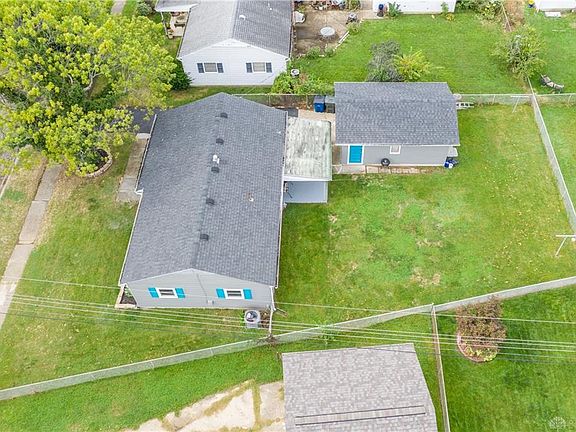 3rd image of 4857 Celtic Dr