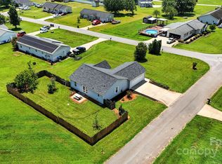 2244 Clear Water Ln, Newton, NC 28658