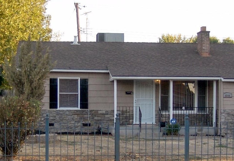 1st image of 4844 Lemon Hill Ave