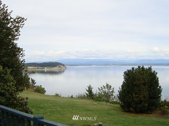 2nd image of 891 East Camano Drive