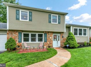 2601 Dartmouth Woods Rd, Wilmington, DE 19810