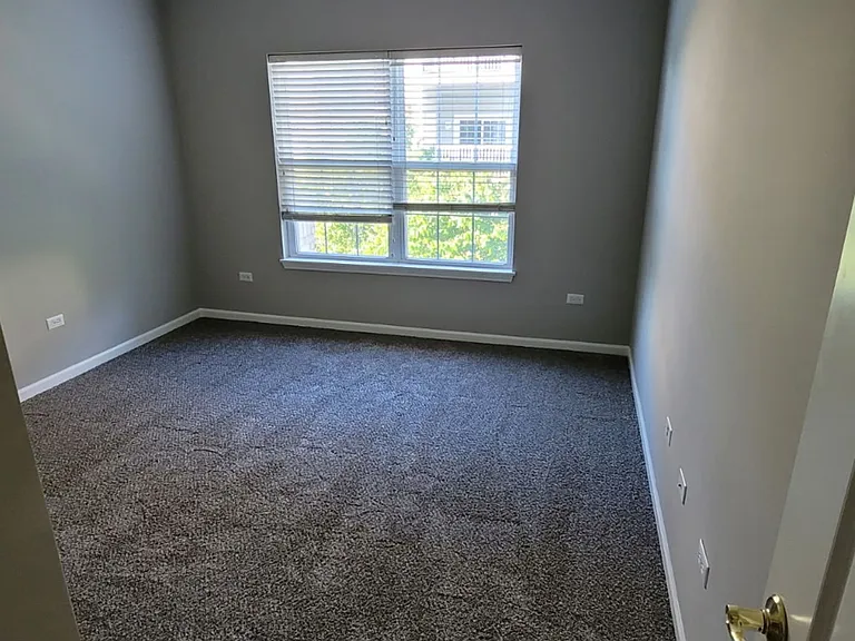 1259 W Lake St #206 — Photo 7