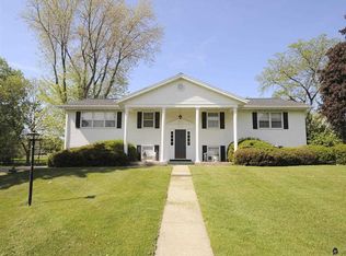 505 16th St, Baraboo, WI 53913