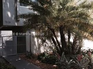 7626 NE 6th Ct APT 9, Miami, FL 33138